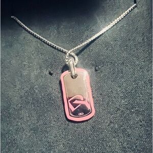 Brand new never worn pink tag necklace in silver (David Yurman)